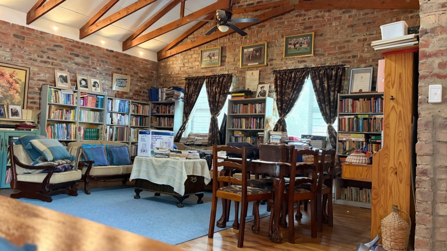 4 Bedroom Property for Sale in Viljoenskroon Rural Free State